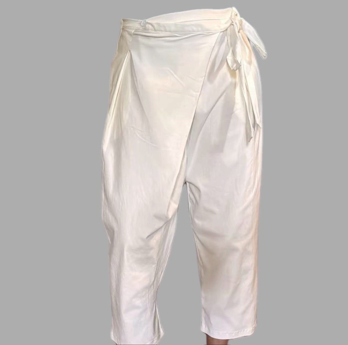 Mari pantaloni apron
