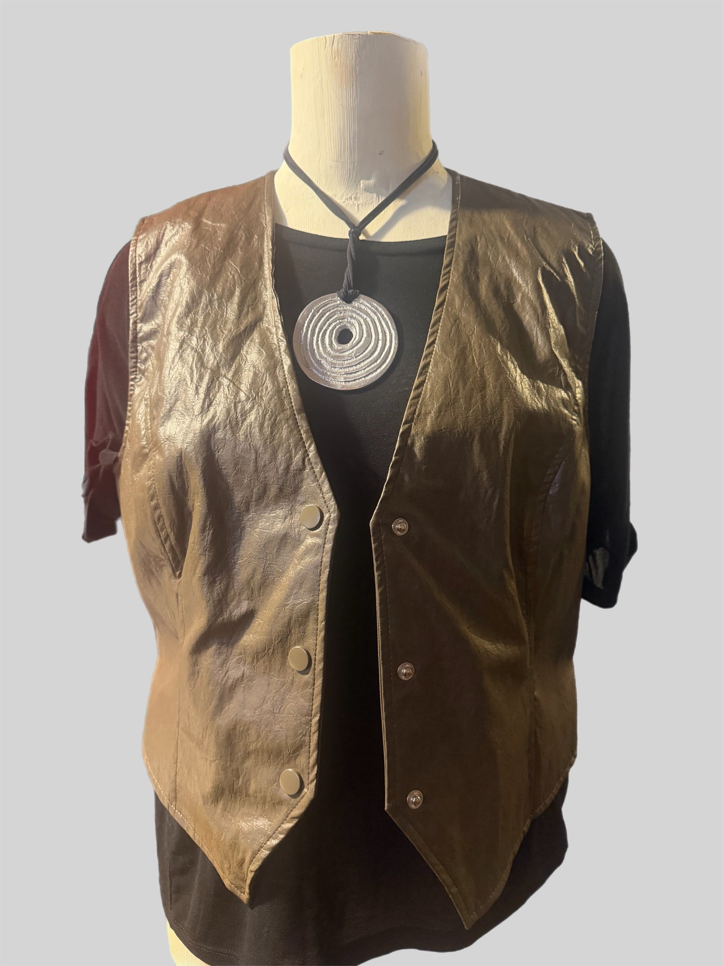 Gilet bottoni in Ecopelle