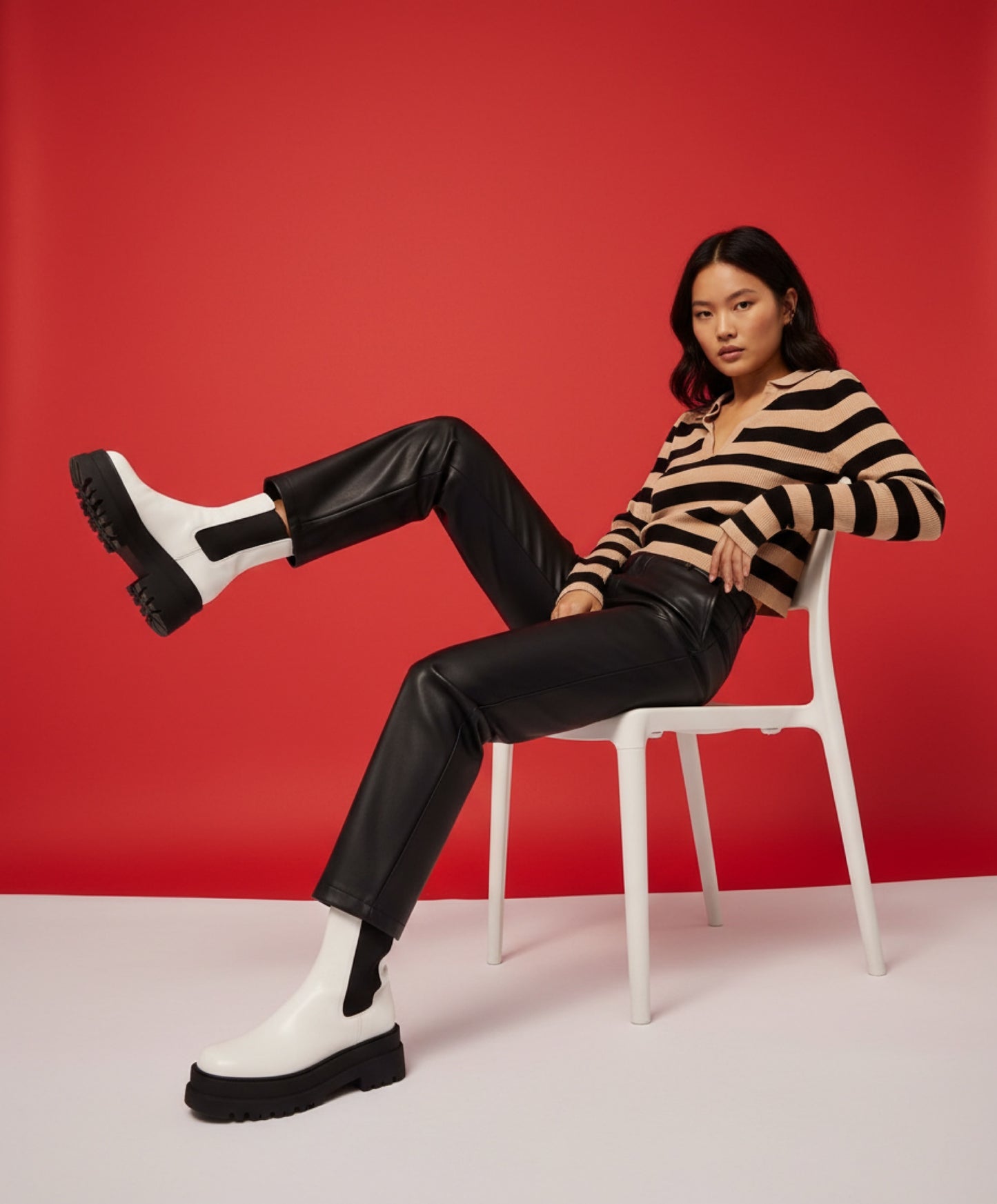 Polo Crop Righe Bicolor - Versatile e di Carattere